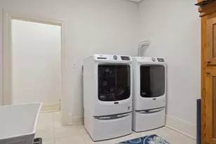 1203 Mt Curve Ave, Minneapolis, MN 55403 - Photo 53