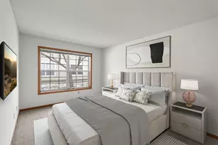 410 Sarazin St, Shakopee, MN 55379 - Photo 7