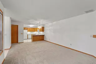 410 Sarazin St, Shakopee, MN 55379 - Photo 17