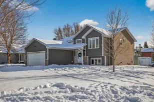 7697 Homestead Ct S, Cottage Grove, MN 55016 - Photo 1