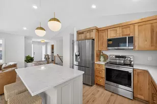 915 7th Ave, Wanamingo, MN 55983 - Photo 15