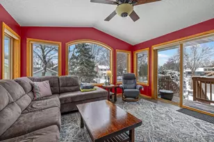 9142 Lanewood Ln N, Maple Grove, MN 55369 - Photo 3