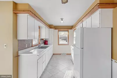 415 9th Street N, Cannon Falls, MN 55009 - Photo 7