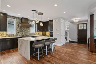 633 Park St E, Wayzata, MN 55391 - Photo 5