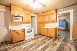 8 Dayton Ave SE, Wadena, MN 56482 - Photo 5