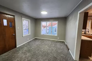 820 6th St SW, Pipestone, MN 56164 - Photo 11