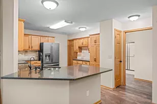 2003 10th Ave W, Shakopee, MN 55379 - Photo 13