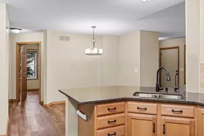 2003 10th Avenue W, Shakopee, MN 55379 - Photo 17