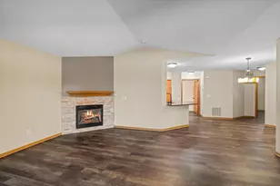 2003 10th Ave W, Shakopee, MN 55379 - Photo 21