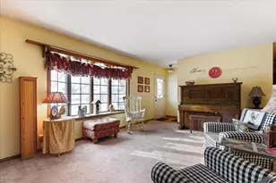 449 Lafond Ave, Saint Paul, MN 55103 - Photo 11