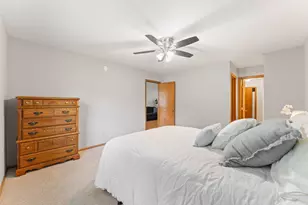 2623 Lake Ct Dr, Mounds View, MN 55112 - Photo 9