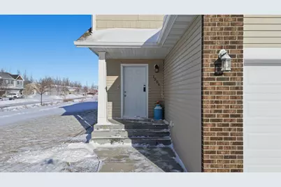 1504 36th Avenue S, Moorhead, MN 56560 - Photo 3