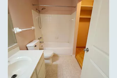 1601 N Innsbruck Drive #242, Fridley, MN 55432 - Photo 7