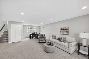 921 Brandenburg Ln, Waverly, MN 55390 - Photo 15