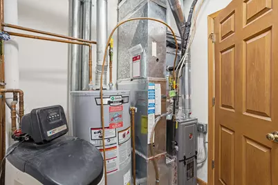 9180 Comstock Lane N, Maple Grove, MN 55311 - Photo 25