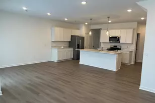 17944 Genoa Dr, Lakeville, MN 55044 - Photo 3