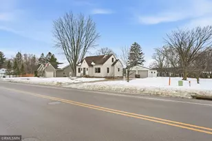 4903 Jeffers Rd, Eau Claire, WI 54703 - Photo 3