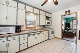 4903 Jeffers Rd, Eau Claire, WI 54703 - Photo 9