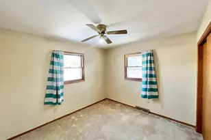 215 N Swain St, Redwood Falls, MN 56283 - Photo 17