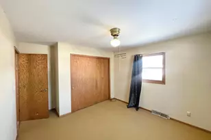 215 N Swain St, Redwood Falls, MN 56283 - Photo 21