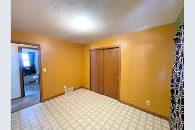 215 N Swain Street, Redwood Falls, MN 56283 - Photo 25