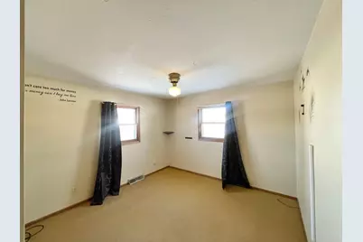 215 N Swain Street, Redwood Falls, MN 56283 - Photo 21