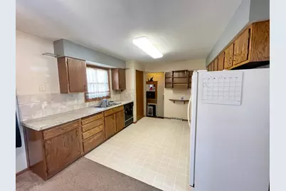 215 N Swain Street, Redwood Falls, MN 56283 - Photo 13