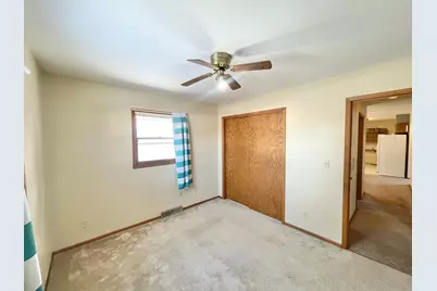 215 N Swain Street, Redwood Falls, MN 56283 - Photo 19
