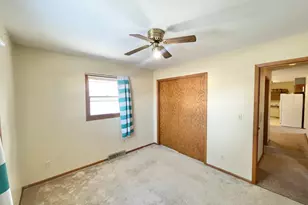 215 N Swain St, Redwood Falls, MN 56283 - Photo 19