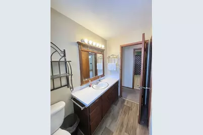 215 N Swain Street, Redwood Falls, MN 56283 - Photo 17