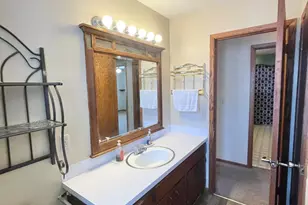 215 N Swain St, Redwood Falls, MN 56283 - Photo 17