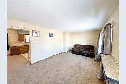 215 N Swain Street, Redwood Falls, MN 56283 - Photo 3