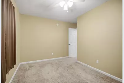 1918 7th Avenue NE, Austin, MN 55912 - Photo 15