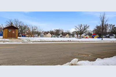 1918 7th Avenue NE, Austin, MN 55912 - Photo 33