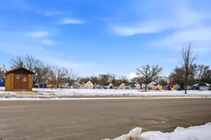 1918 7th Ave NE, Austin, MN 55912 - Photo 33