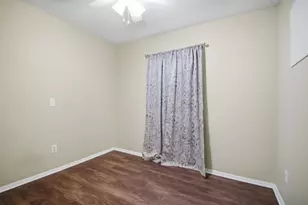 1918 7th Ave NE, Austin, MN 55912 - Photo 19