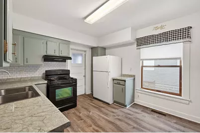 1045 Magnolia Avenue E, Saint Paul, MN 55106 - Photo 11