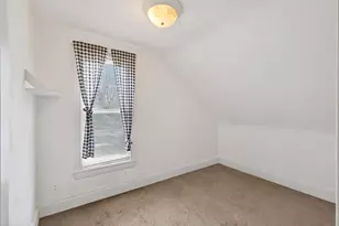 1045 Magnolia Ave E, Saint Paul, MN 55106 - Photo 15