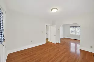 1045 Magnolia Ave E, Saint Paul, MN 55106 - Photo 9