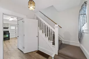 1045 Magnolia Ave E, Saint Paul, MN 55106 - Photo 5