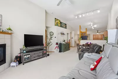 3909 93rd Avenue, Brooklyn Park, MN 55443 - Photo 9