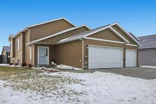3053 38th Ave S, Moorhead, MN 56560 - Photo 3