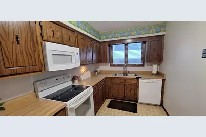 1869 County Road E E, White Bear Lake, MN 55110 - Photo 5