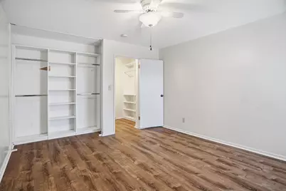 2800 Hamline Avenue N #317, Roseville, MN 55113 - Photo 13