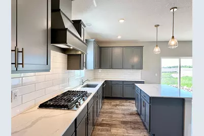 1504 Clover Preserve Way, Chaska, MN 55318 - Photo 7