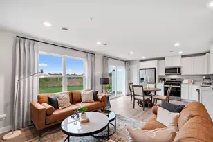 13728 Kaylemore Trl, Rosemount, MN 55068 - Photo 5