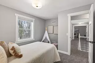 1900 Vernon Dr S, Hopkins, MN 55305 - Photo 21