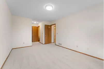 1216 Hilo Avenue N, Oakdale, MN 55128 - Photo 21