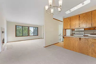 1216 Hilo Avenue N, Oakdale, MN 55128 - Photo 11