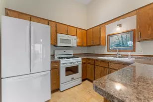 1216 Hilo Ave N, Oakdale, MN 55128 - Photo 13